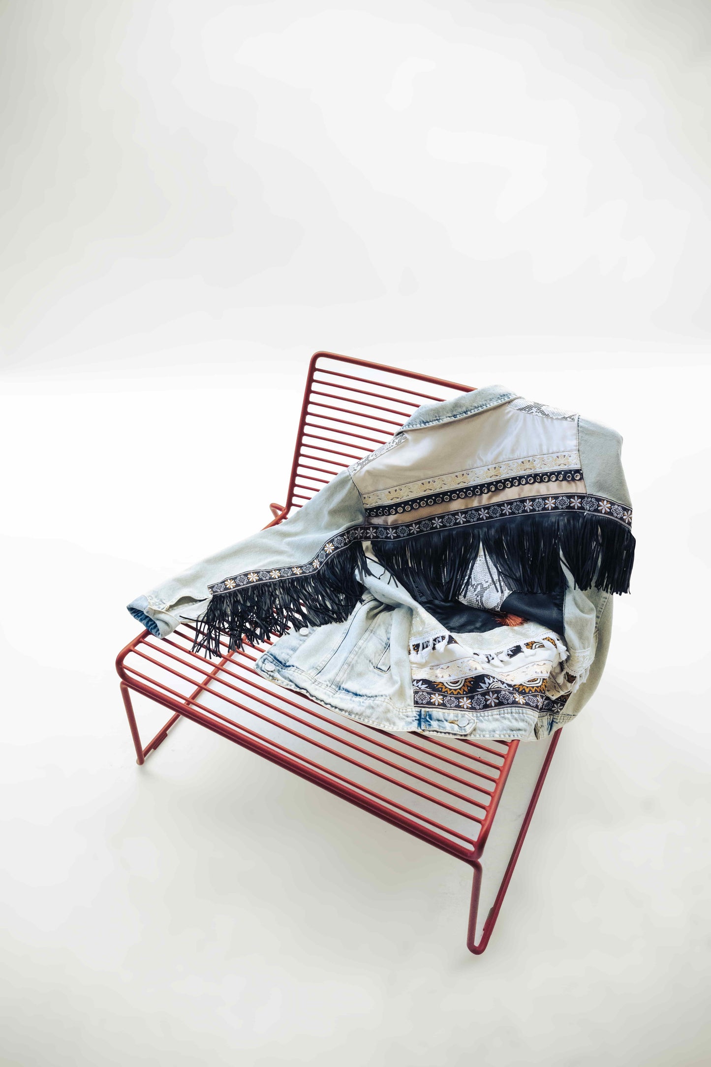 Boho Bunda Black Tassel Beige