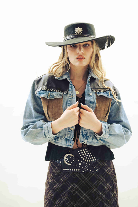 Boho Bunda Suede Feathers